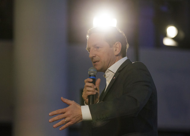 (c) 2018 - Politik, Landtagswahl 2018, ÖVP, Zukunftsgespräch Klagenfurt. - Bild zeigt: Kandidaten und Besucher