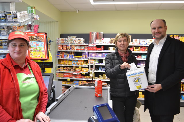 Anita Greis, Petra Axenkopf und Bgm. Christian Frank. | Foto: WDE
