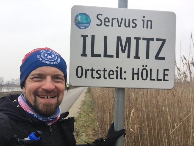 Schwarz auf Weiß die Hölle