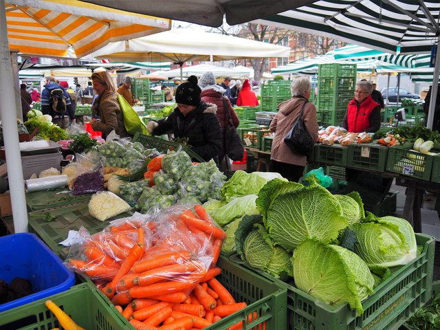 Bauernmarkt am Lendplatz in Graz