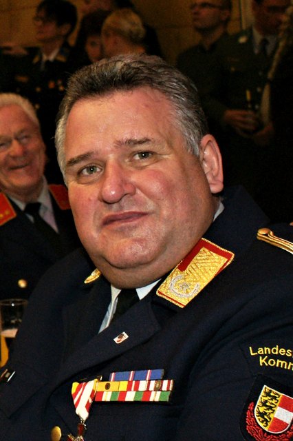 Ehrengast Landesfeuerwehrkommandant Stellvertreter Dietmar Hirm