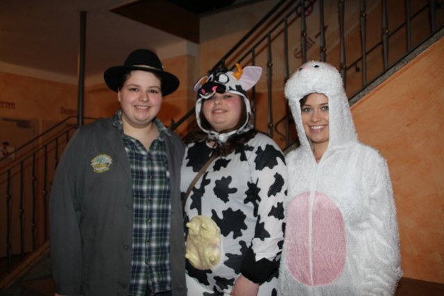 Katharina mit Victoria und Lisa.