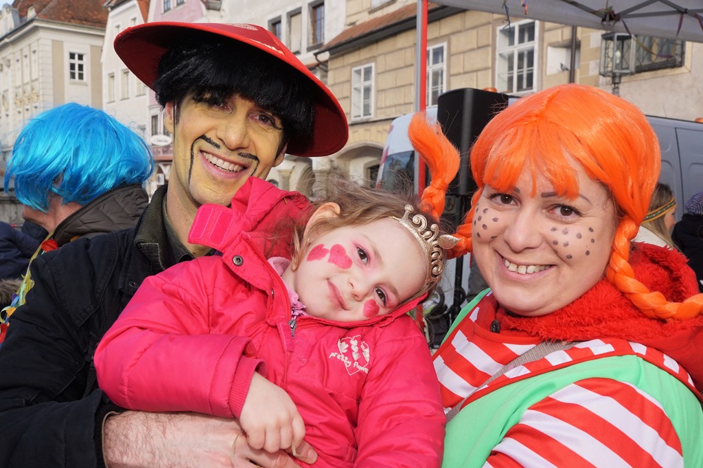 Faschingsdienstag Auf Dem Steyrer Stadtplatz Es Wird Wieder