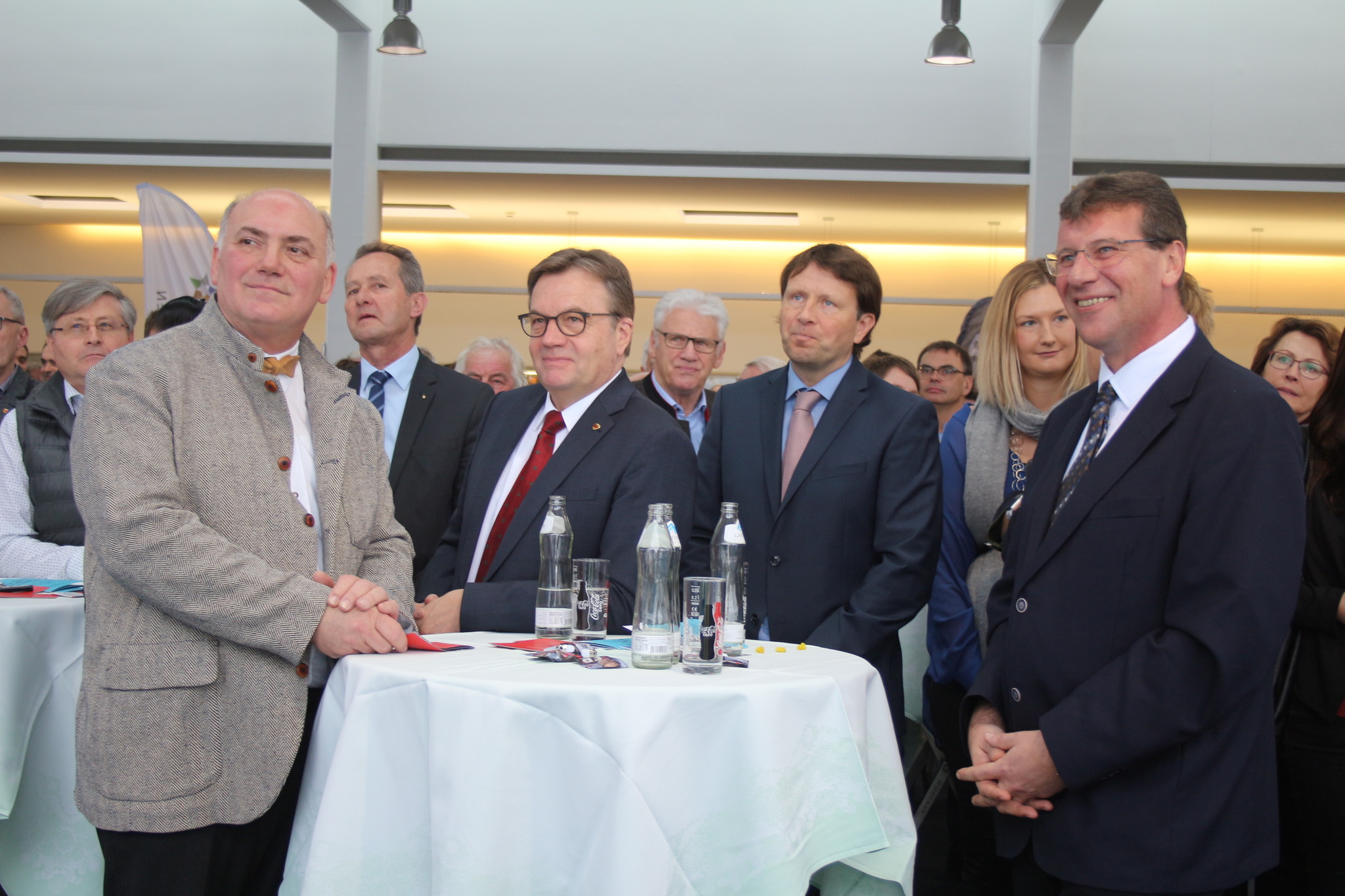 Von Fleischkassemmel bis Finanzausschuß-einen Tag auf den Fersen von