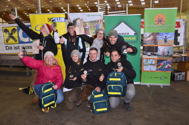 Die beiden Siegerteams freuten sich über den 1. Platz | Foto: Landjugend Kärnten/Hansjörg Thaller