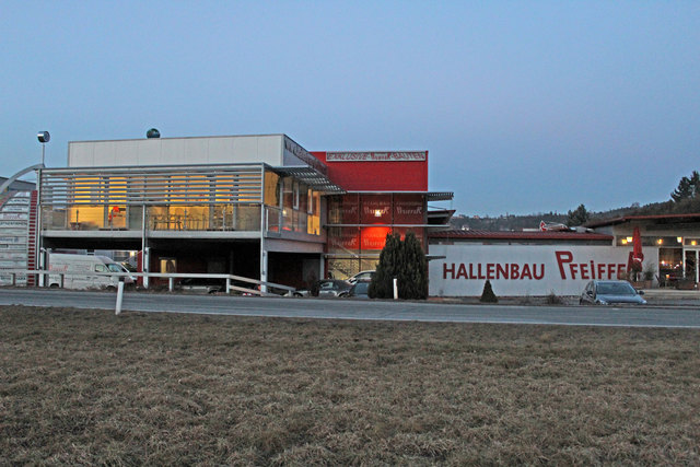 Als Folge der Insolvenz der Hallenbau Pfeiffer GmbH ist nun auch die Pfeiffer Bauplanungs GmbH insolvent.