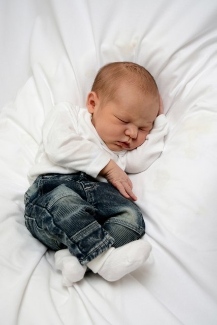 Maximilian Alexander Markus Datum: 22.5.2017 Eltern: Evamaria und Markus Prumetz Geburtsort: LKH Graz Größe: 53 cm Gewicht: 3936 g | Foto: babysmile