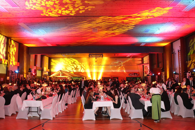 Großartiges, stimmungsvolles Ambiente beim Ball | Foto: Cescutti