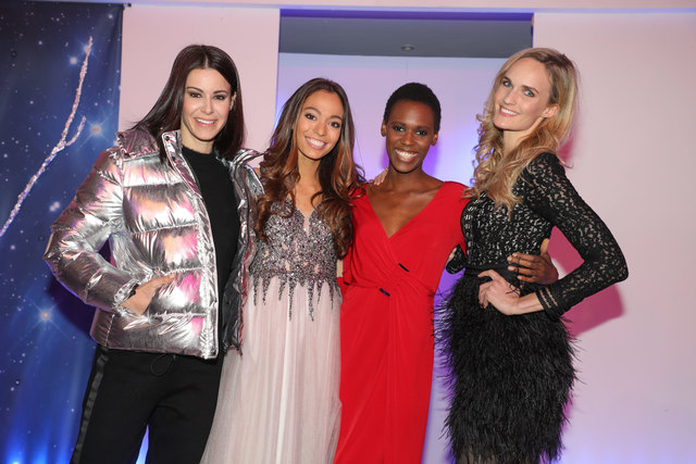 Brandboxx Salzburg BergheimFashion NightModeschau, ModemesseFoto: Franz Neumayr    5.2.2018v.l. Kerstin Lechner, Miss Austria Celine Schrenk, Model Gina Adamu und Patricia Kaiser | Foto: Neumayr