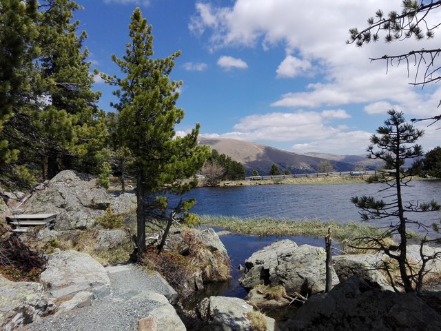 Wunderschön und idyllisch: der Windebensee