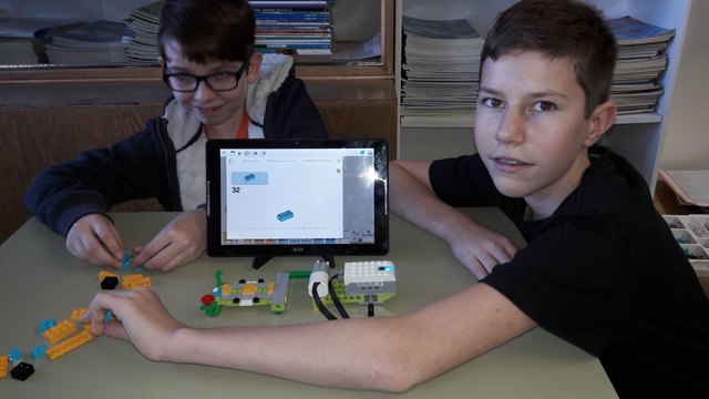 Ab dem Schuljahr 2018/19 werden drei Wochenstunden "Coding und Robotik" angeboten. | Foto: NMS Güssing