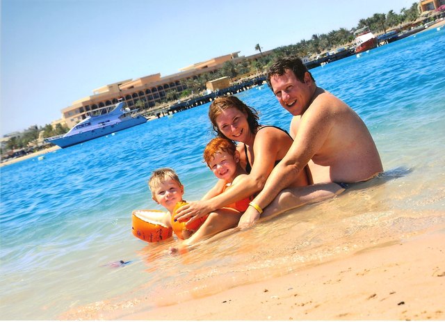 Toller Familienmoment in Hurgada mit den Wasserratten