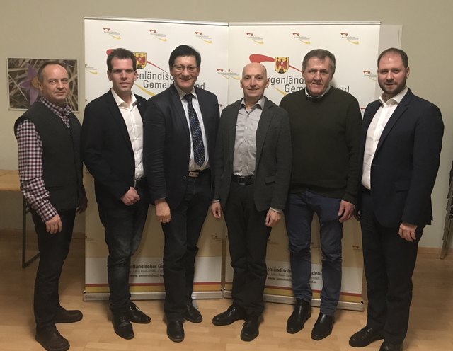 Karl Izmenyi, Gemeindebund-GF Stefan Bubich, Gerald Hüller, Gemeindbund-Präs. Leo Radakovits, Josef Haider und Christian Sagartz | Foto: Gemeindebund