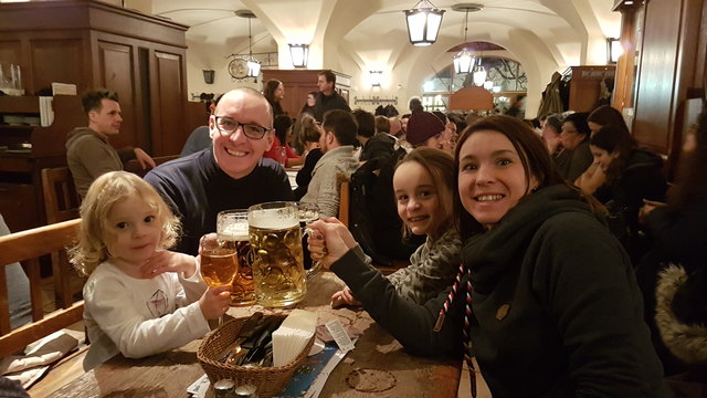 Familytime im Hofbräuhaus