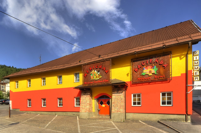 Heute gehört das Gebäude Familie Ramsbacher, die dort ihre Cantina & Haciena Mexicana eröffneten | Foto: privat