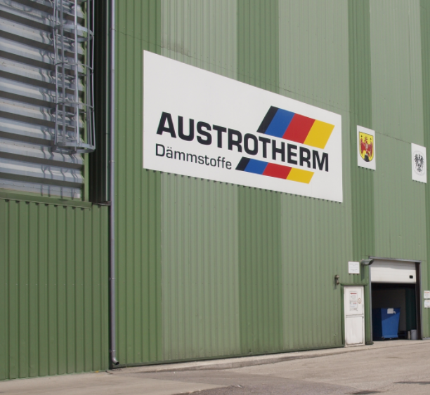 Wie genau es zu dem tödlichen Unfall im Purbacher Werk von Austrotherm kam, ist derzeit noch unklar. "Wir warten noch auf Unterlagen."