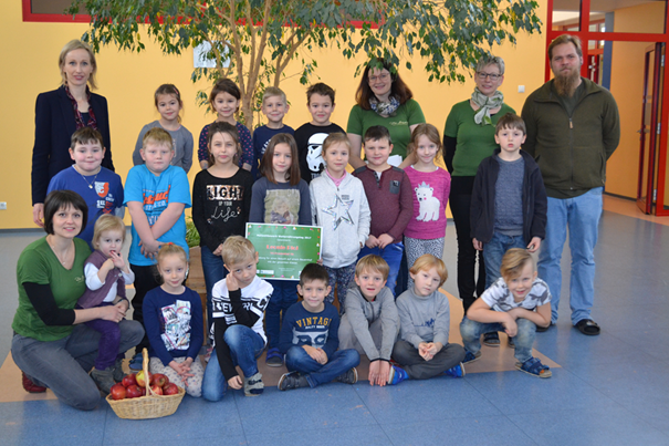 Die 1 b der Volksschule Frauental freut sich über einen Besuch am Bauernhof.