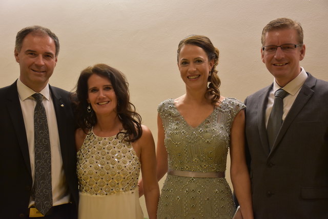 Hubert und Aline Schenk mit Marita und Christof Stocker.