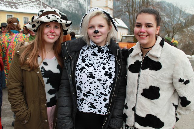 Laura, Stefanie und Ronja (von links)