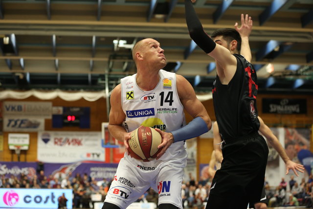 Tilo Klette holte gegen die Flyers Wels 21 Punkte. | Foto: Kienesberger