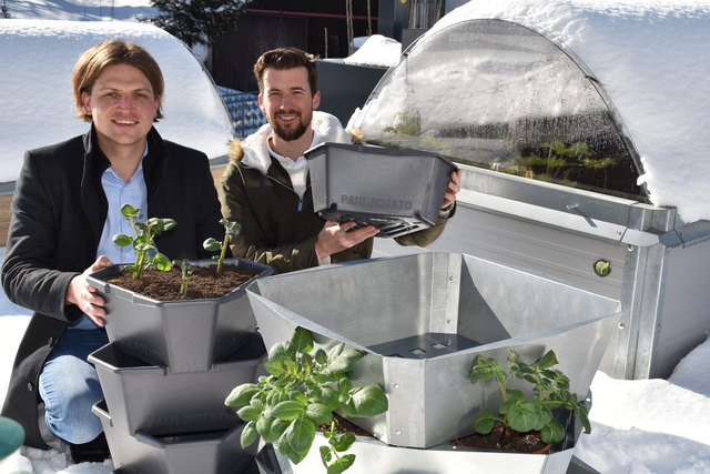 Fabian Pirker und Lukas Bürger (v.li.) wollen mit den beiden Projektpartnern das Garten-Segment innovativ erweitern