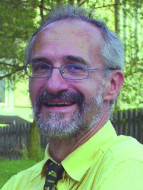 Josef Schwabeneder ist Theologe und Leiter de BZ St. Franziskus. Er leitet die Seminare.