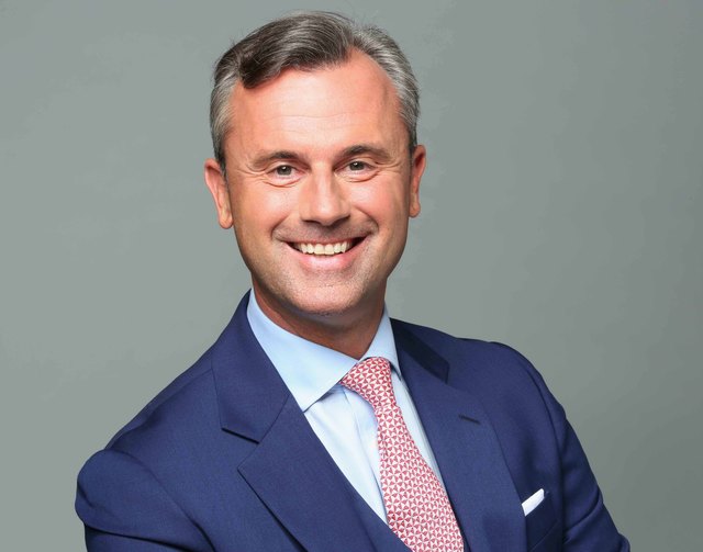 Möchte mit dem Breitbandausbau die Weichen für die die nächste Mobilfunktechnologie 5G stellen: Infrastrukturminister Norbert Hofer | Foto: BMVIT