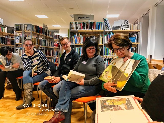 Die Freude an Büchern weitergeben, Ausbildung zum_zur VorlesepatIn in Rennweg | Foto: Erich Angermann