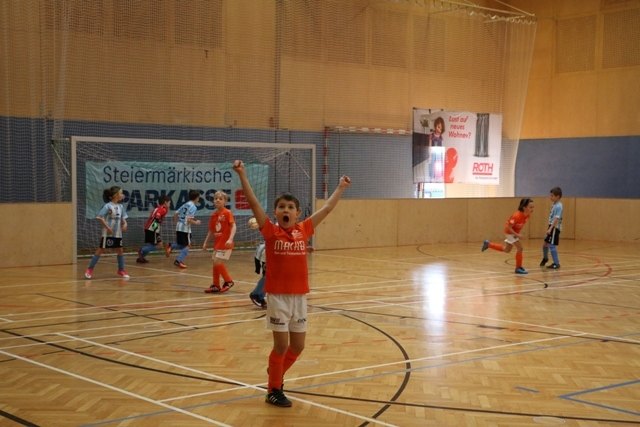 Der Ball ist im Tor und es darf gejubelt werden. | Foto: NZ Oberes Raabtal