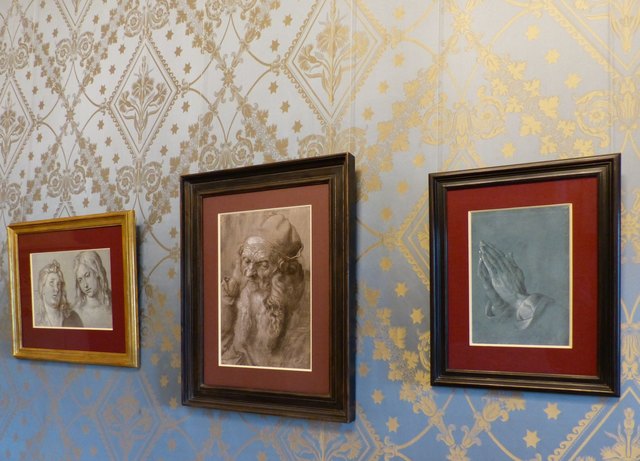 Die Grafiksammlung der Albertina - Zwei Engelsköpfe - Kopfstudie eines alten Mannes - Betende Hände