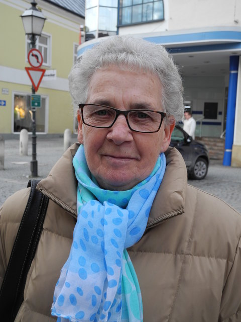 "Ich möchte jetzt schon gerne raus und anfangen: Obst, Gemüse und viele Blumen ... wir haben alles selber." (Hilda Liebenauer, Oberneustift)