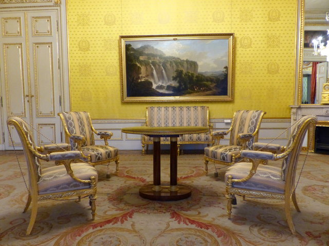 Gelber Salon
