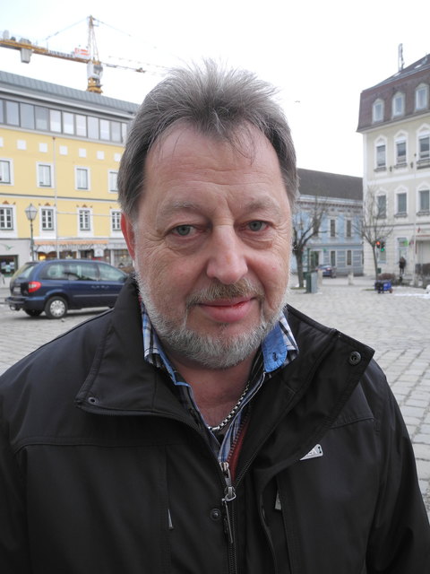 "Die Rasenpflege ist da eher das Meine. Das ist für mich der sportliche Outdoor-Ausgleich zum Beruf." (Josef Buchsbaum, Hoheneich)