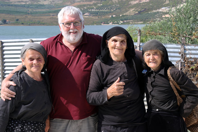 Ernst Martinek wurde auf seiner Albanien-Reise in vielen Dörfern und Städten herzlich empfangen. | Foto: Ernst Martinek