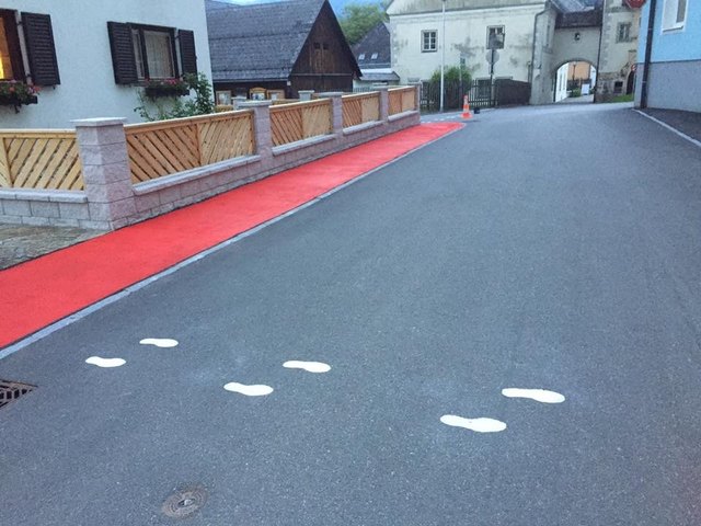 Bei IES GmbH & Co KG kümmert man sich um Bodenmarkierungen. | Foto: privat