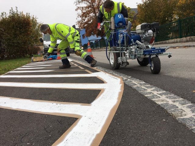 Bei IES GmbH & Co KG kümmert man sich um Bodenmarkierungen. | Foto: privat