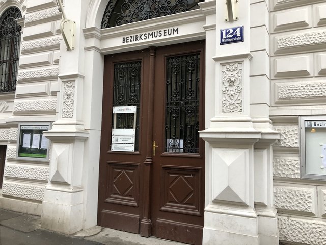 Alles neu nach Umbau: Der Eingang zum Bezirksmuseum befindet sich in der Währinger Straße 124.