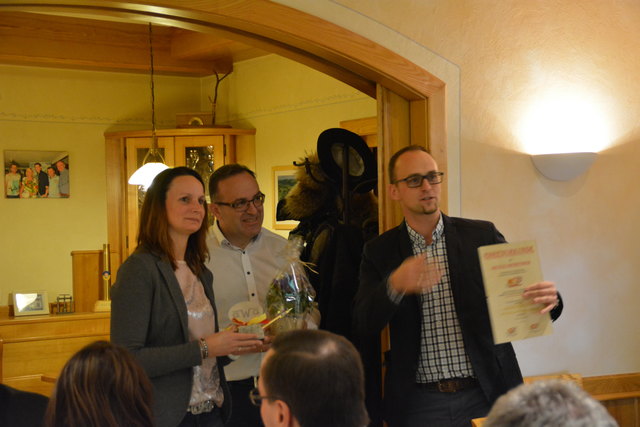 Die Mitglieder der Grestner Wirtschaftsgemeinschaft trafen im Gasthof "Zu den zwei Linden" aufeinander.