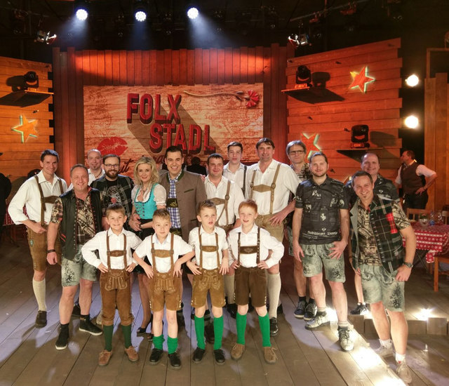 Große Aufregung bei den Gößnitzer Schuhplattlern. Sie treten im Folx-TV mit den "Spatzen 2000" auf. | Foto: KK