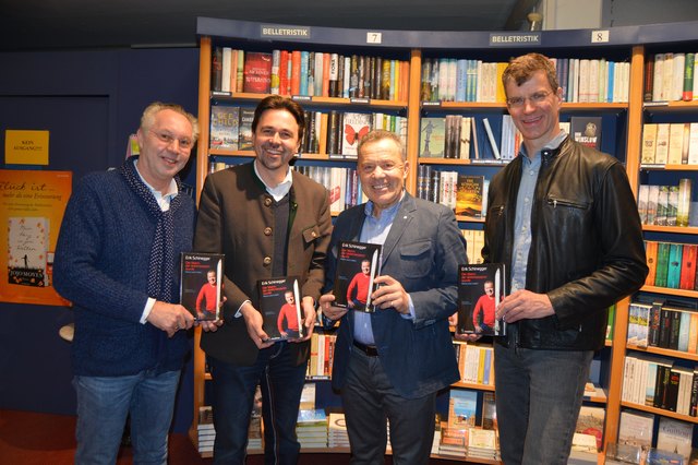 Claudio Honsal, Bgm. Robert Rauter, Erik Schinegger und Heinz Breschan | Foto: Lehner