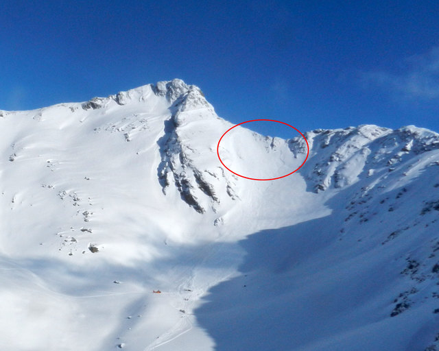 St. Anton am Arlberg: Lawinenunfall auf der Rendlscharte. | Foto: ZOOM.TIROL
