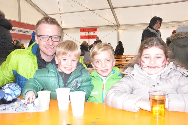 Stefan mit den Kids Yannick, Noah und Lena