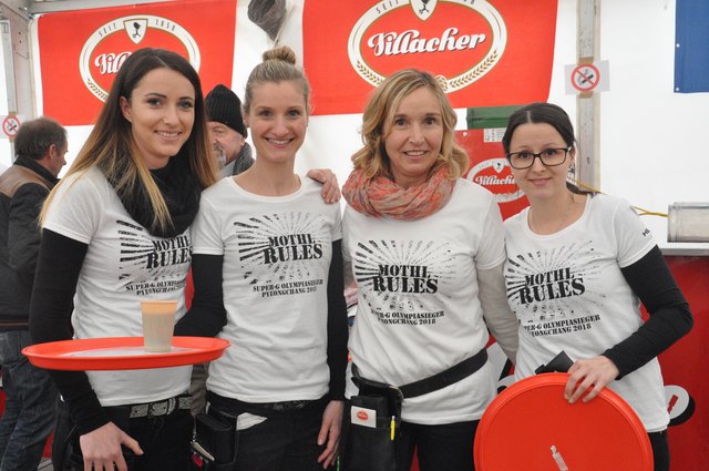 Verena, Brigitte, Iris und Sabrina