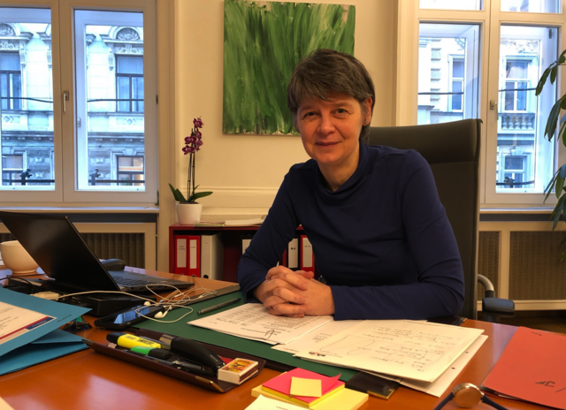 Bezirkschefin Silvia Nossek (Grüne) hat die Ausweitung von Tempo 30 gemeinsam mit der SPÖ beschlossen.