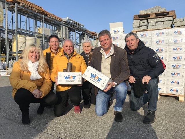 Das Team Kärnten Spittal verzichtet auf das erhöhte Sitzungsgeld: Ina Rauter, Gerhard Klocker, Norbert Rauter, Anita Ziegler, Gerhard Köfer und Hartmut Prasch | Foto: KK/Team Kärnten