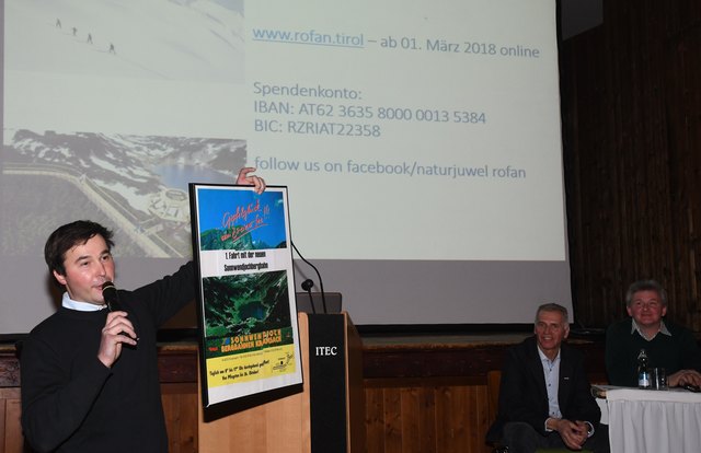 Kassier Franz Dollinger versteigerte die Premierenfahrt – WENN es nach dem 30. Juni weiter geht. | Foto: ZOOM.TIROL
