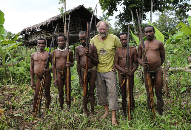 Der Gosauer Helmut PIchler hat bereits mehr als 150 Länder bereist. Über seine dreimonatige Tour durch Neuguinea berichtet er am Dienstag, 13. März 2018, um 19.30 Uhr im Wirtshaus zur Bums'n. | Foto: Helmut Pichler