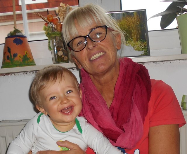 Wenn wir nicht die Omi hätten, Omi hätten, . . .