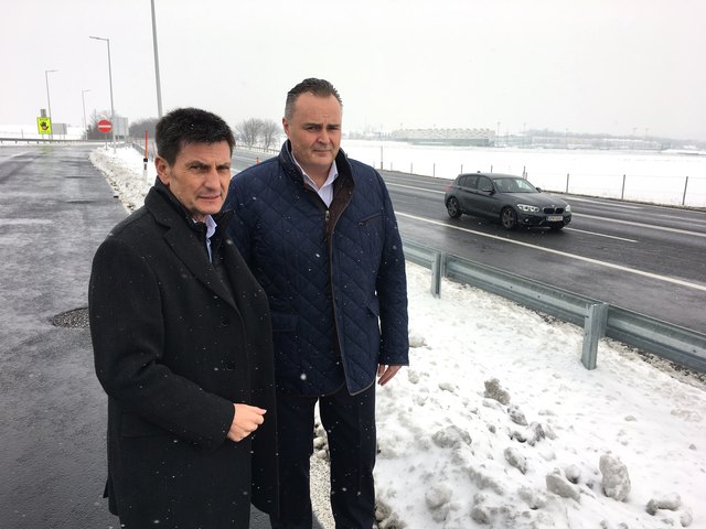 Christian Illedits und Hans Peter Doskozil beim Lokalaugenschein.