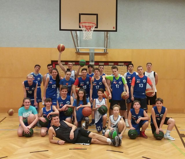 Die Spittal Lakers wünschen sich eine Outdooranlage und viele neue Baskettballfreunde | Foto: Spittal Lakers/KK